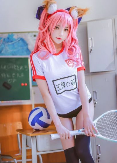 女佣与男主人偷情被捉奸引血案_剧情片在线视频观看